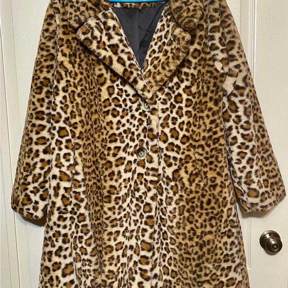 Molly, Bracken, Grace, panther coat.